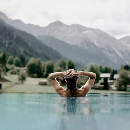 Joann & 克雷纳尔