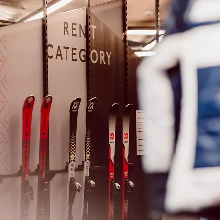 Joann & شقة فندقية كلينارل