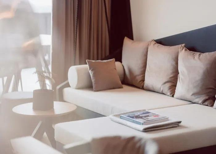 Joann & מלון דירות 4*