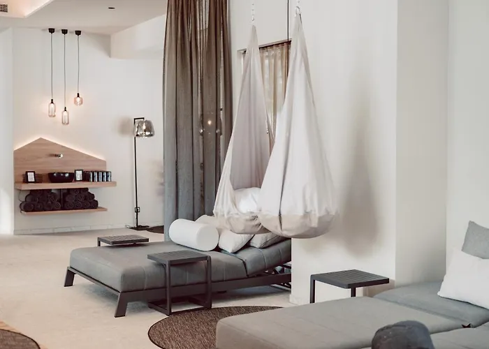 מלון דירות Joann & 4*